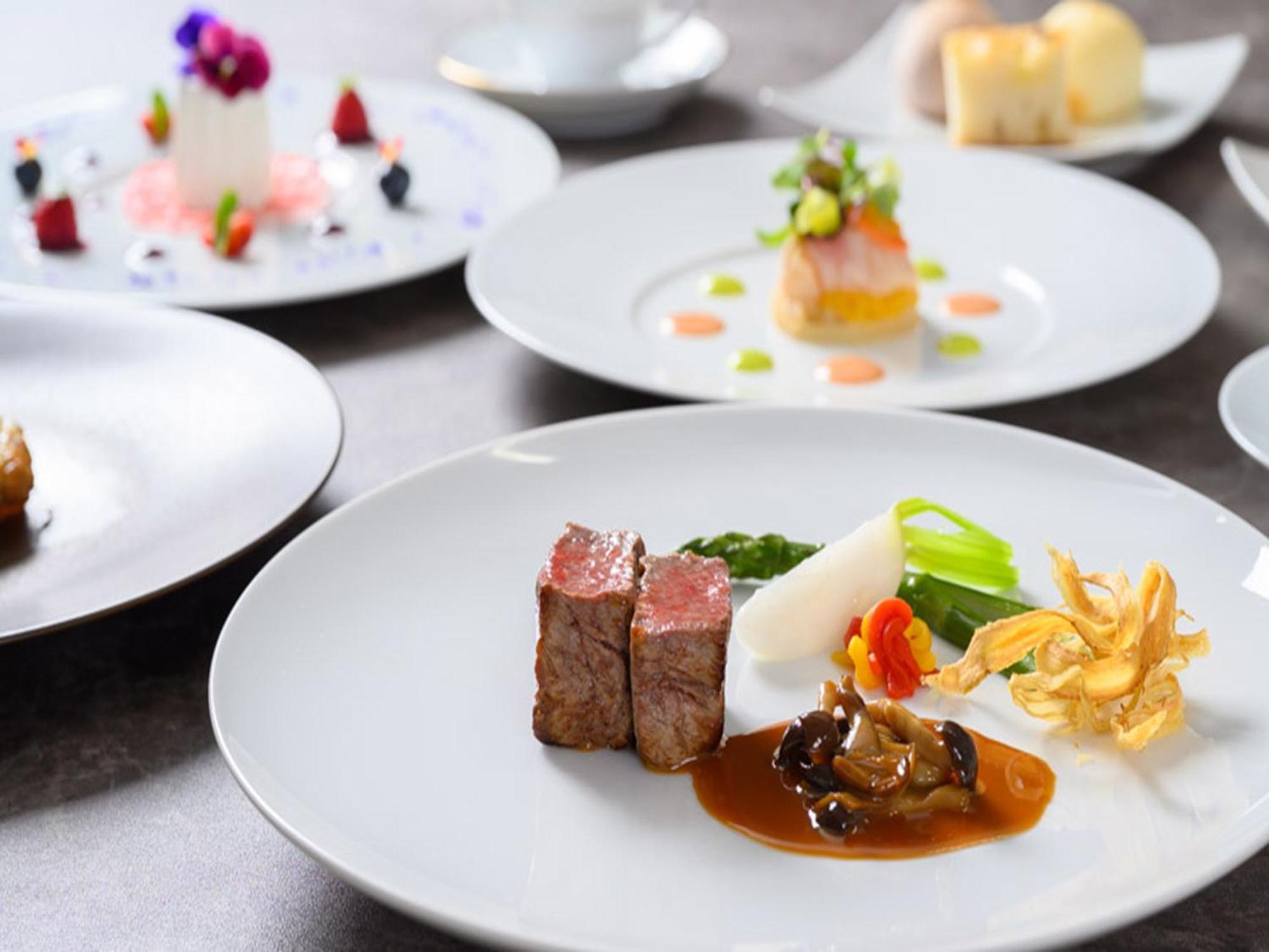 Shin Furano Prince Hotel Eksteriør billede A sample of French cuisine