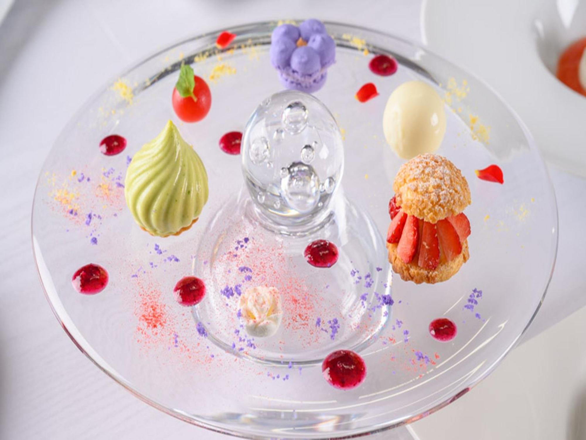 Shin Furano Prince Hotel Eksteriør billede A dessert